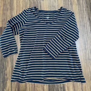 J. Jill Size M Forward-Seam Tee V-Neck 3/4 Sleeve Navy Tan Striped Cotton